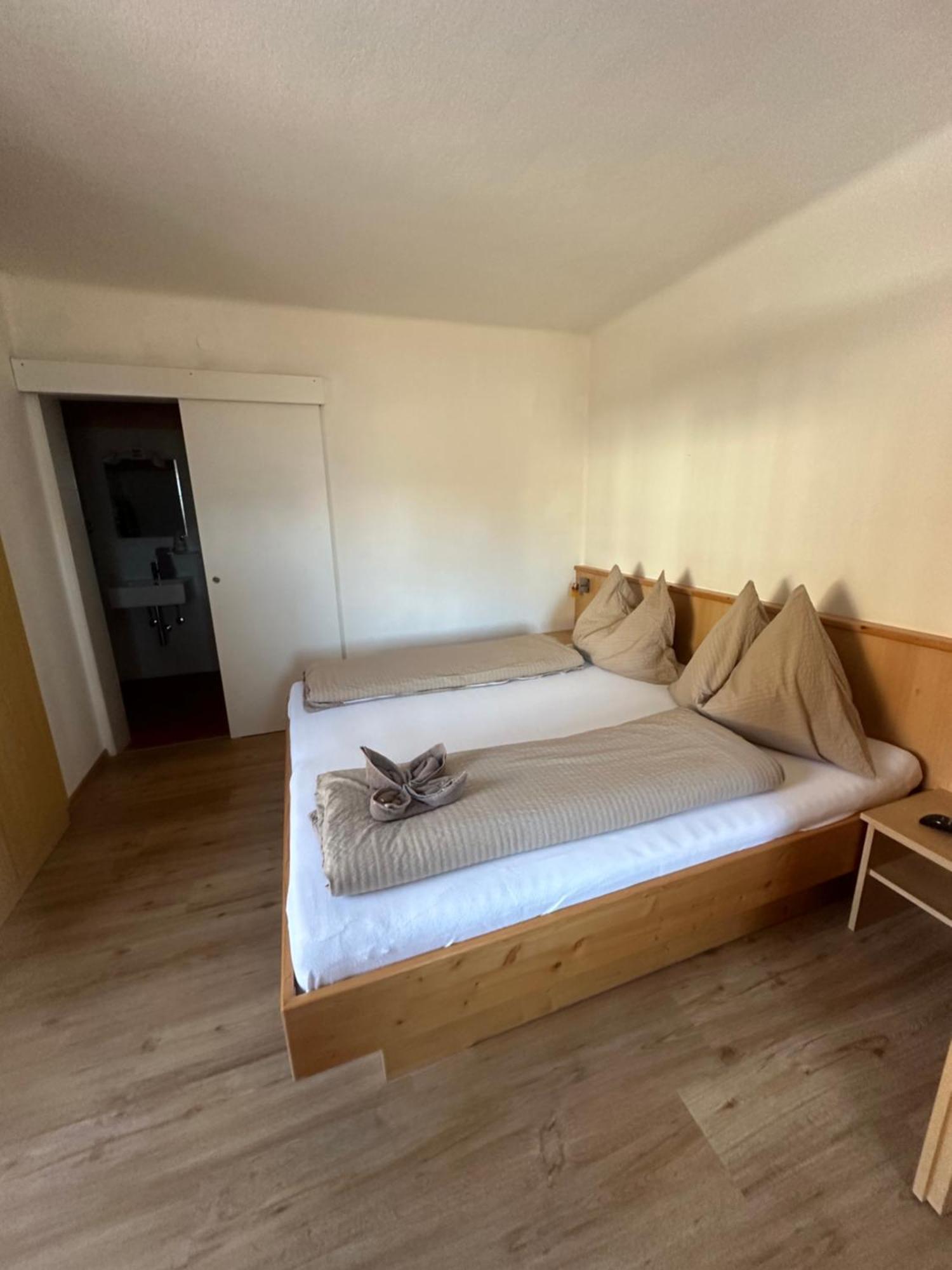 Fruehstueckspension Alpenrose Bed & Breakfast Iselsberg Buitenkant foto