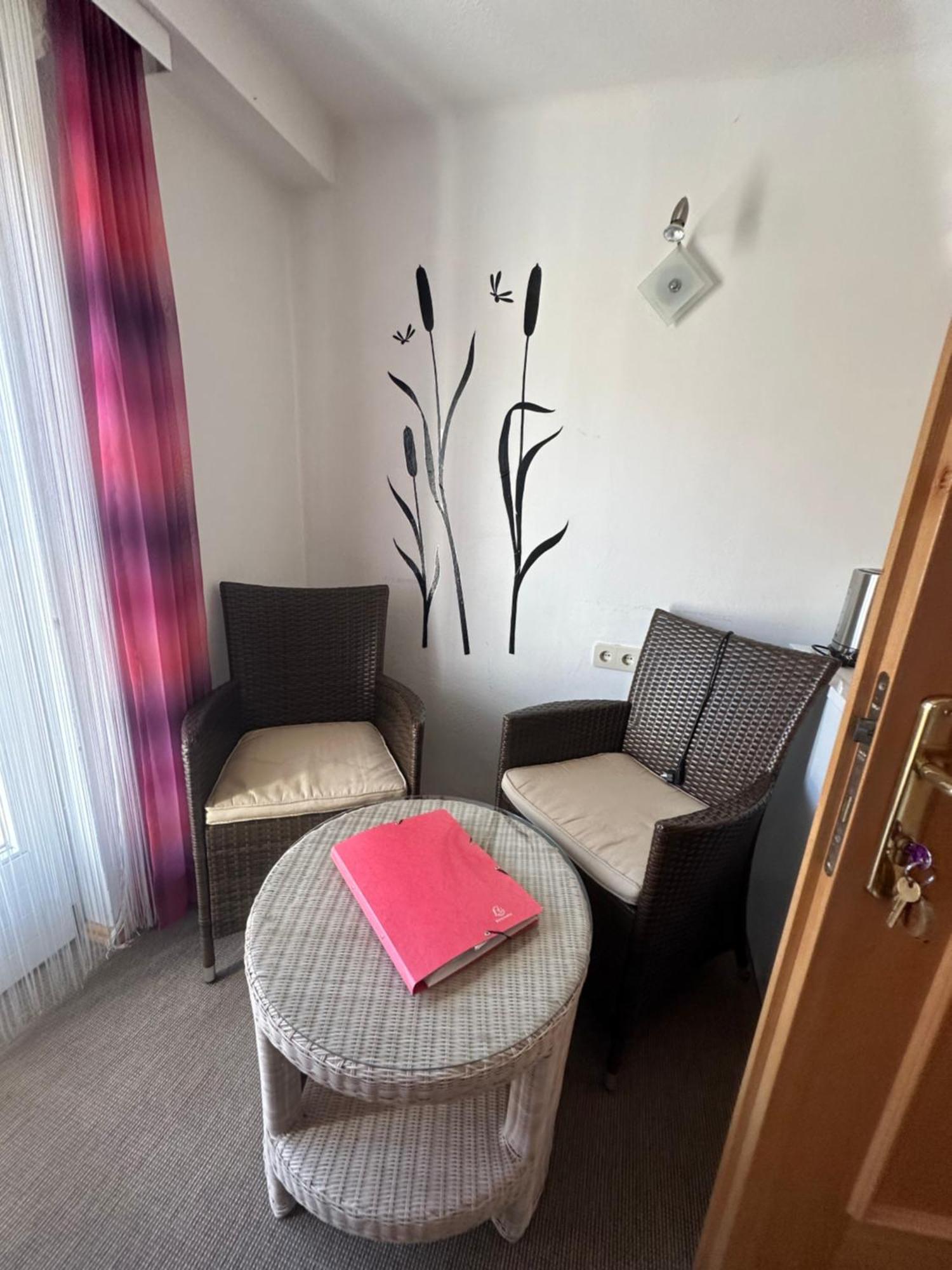 Fruehstueckspension Alpenrose Bed & Breakfast Iselsberg Buitenkant foto